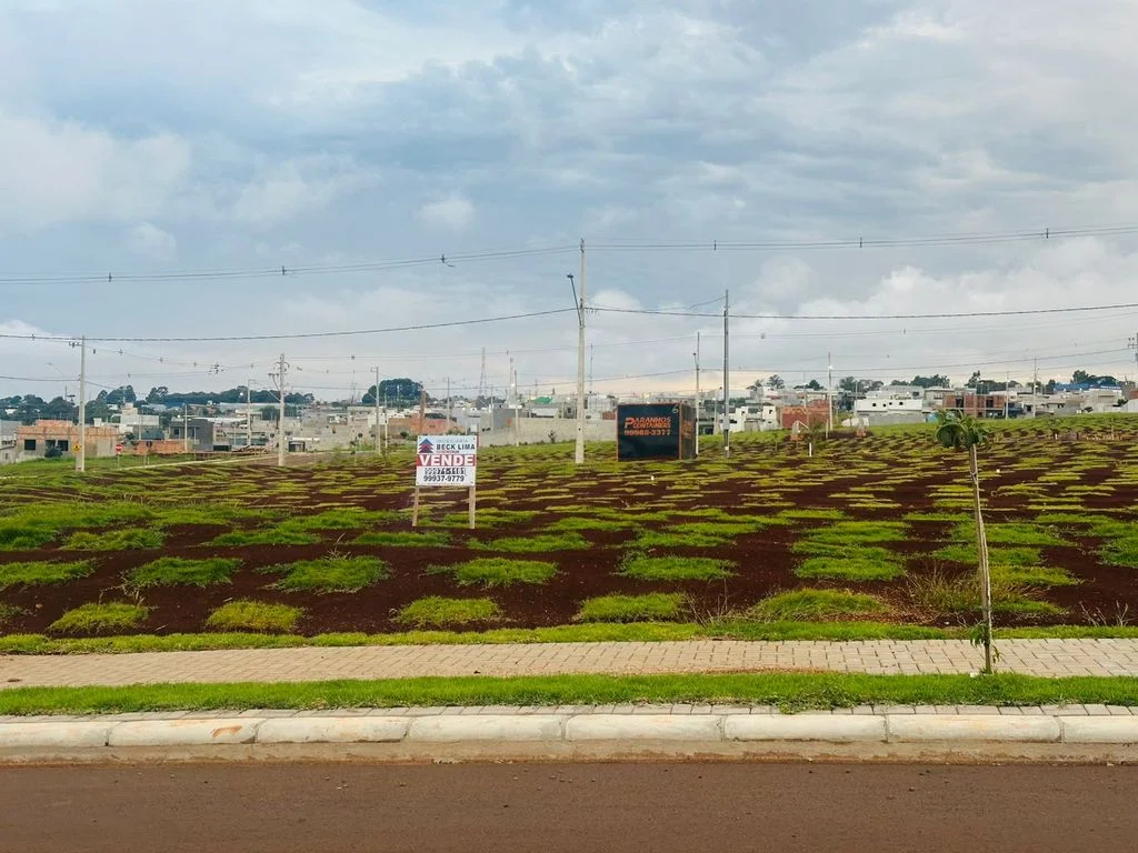 Terreno à Venda - Loteamento Bella Vita -Extensão Av Barão do Rio Branco/PR 486