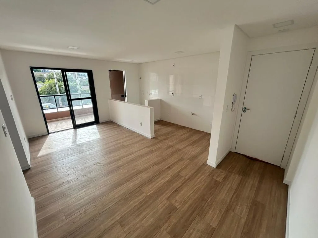 Apartamento à Venda no Residencial Parque dos Ipês - 2 Dormitórios