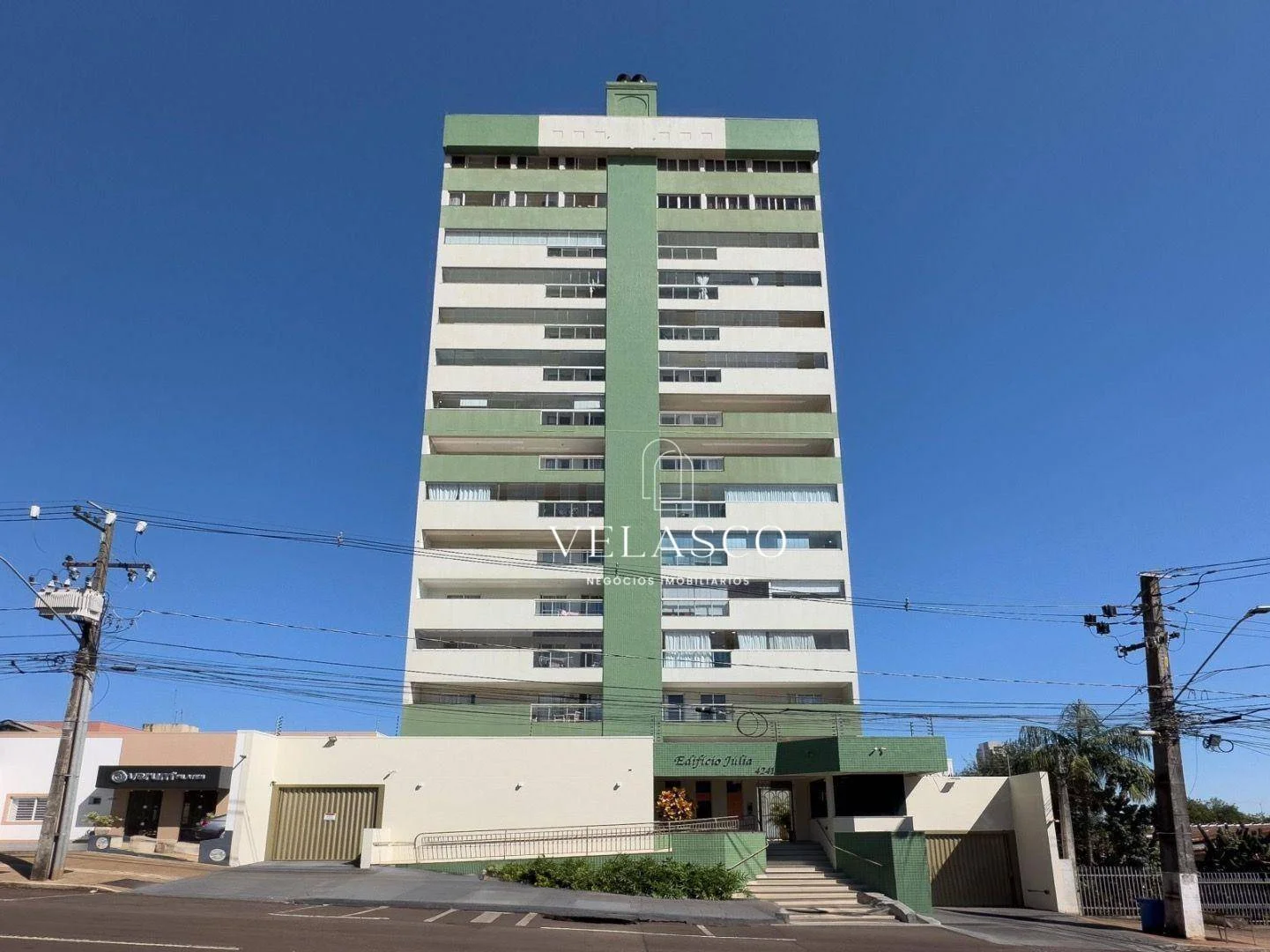 Apartamento com 3 dormitórios à venda, 113 m² por R$ 880.000 - Centro - Cascavel/PR