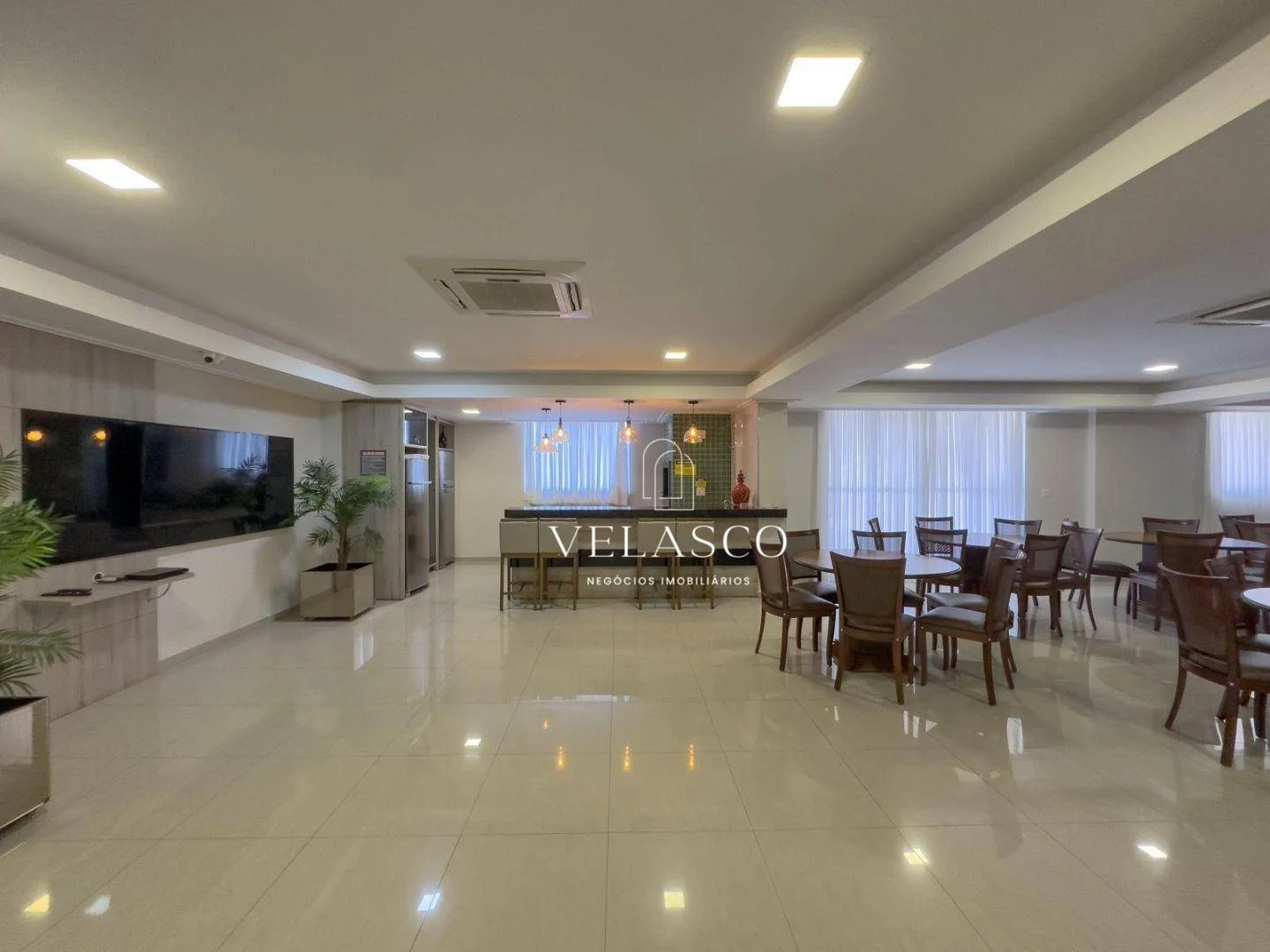 Apartamento com 3 dormitórios à venda, 113 m² por R$ 880.000 - Centro - Cascavel/PR