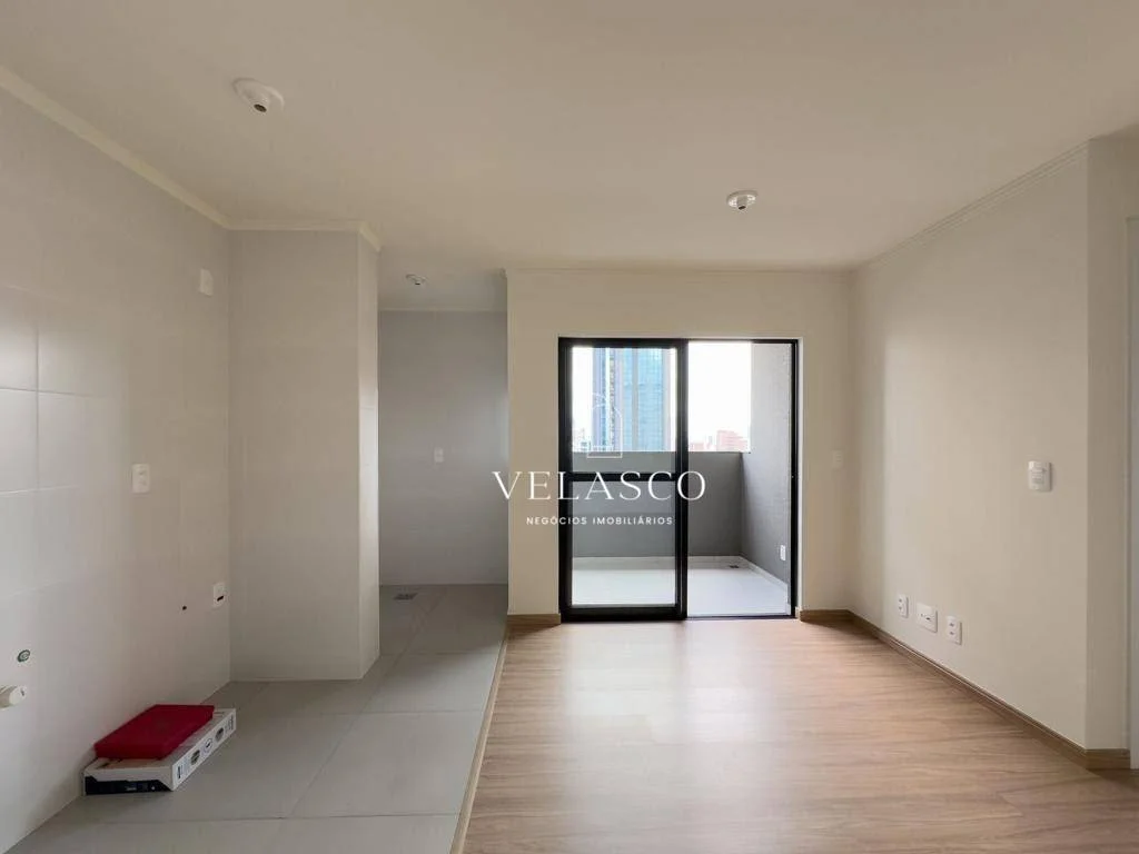 Apartamento com 2 dormitórios à venda, 44 m² por R$ 597.800 - Centro - Cascavel/PR