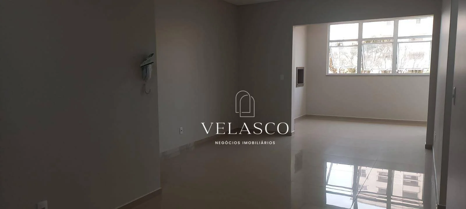 Apartamento com 2 dormitórios à venda, 95 m² por R$ 580.000,00 - Centro - Cascavel/PR