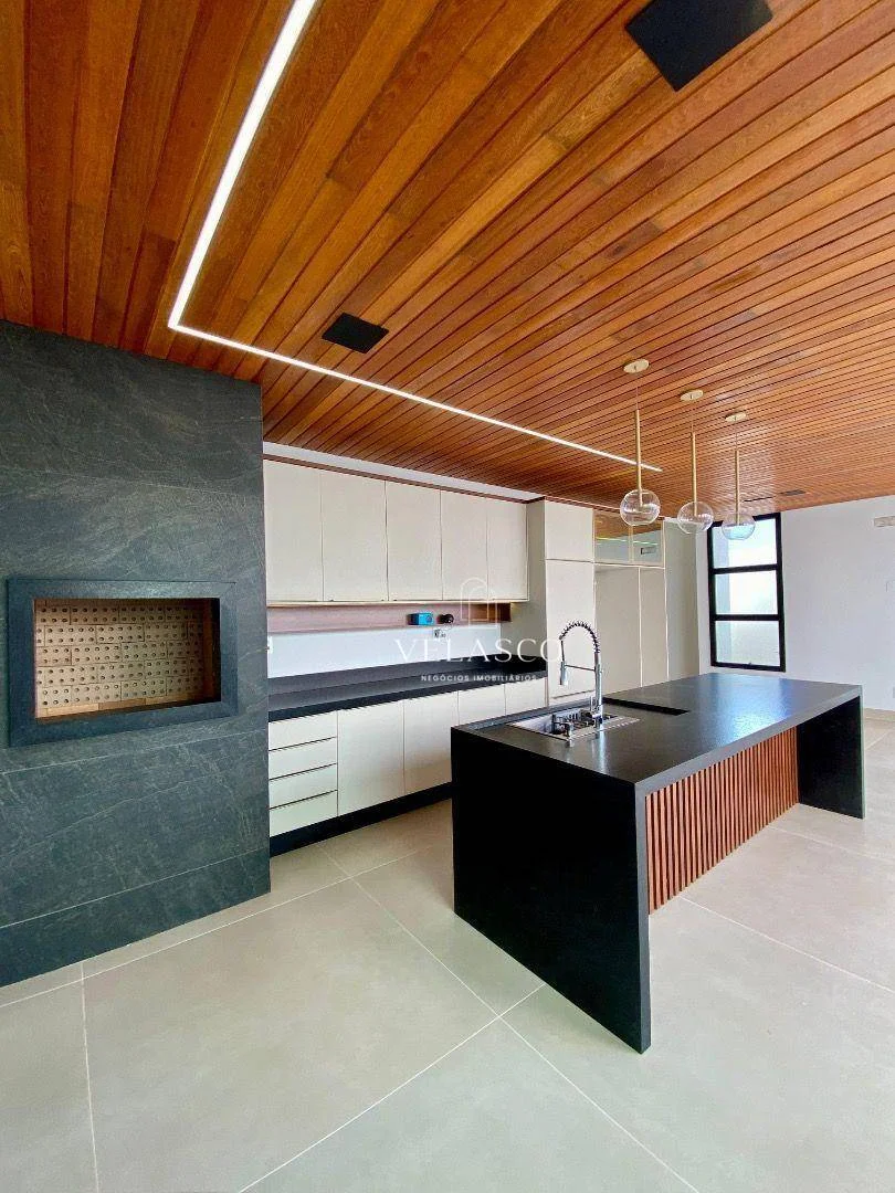 Casa com 3 dormitórios à venda, 242 m² por R$ 1.790.000,00 - Tropical II - Cascavel/PR