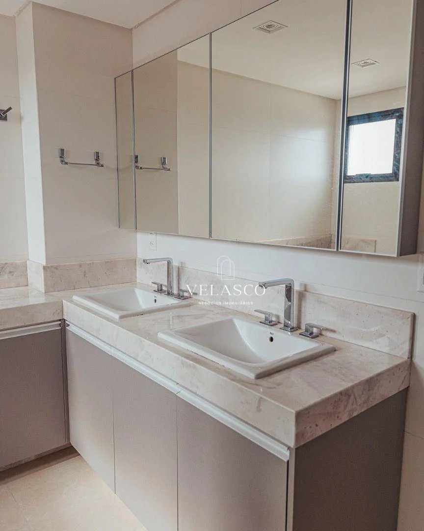 Cobertura com 4 dormitórios à venda, 275 m² por R$ 2.200.000 - Centro - Cascavel/PR