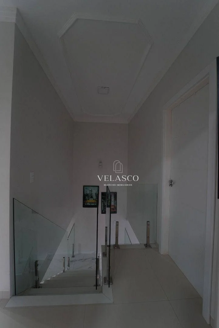 Sobrado com 3 dormitórios à venda, 144 m² por R$ 980.000 - Pioneiros Catarinenses - Cascavel/PR