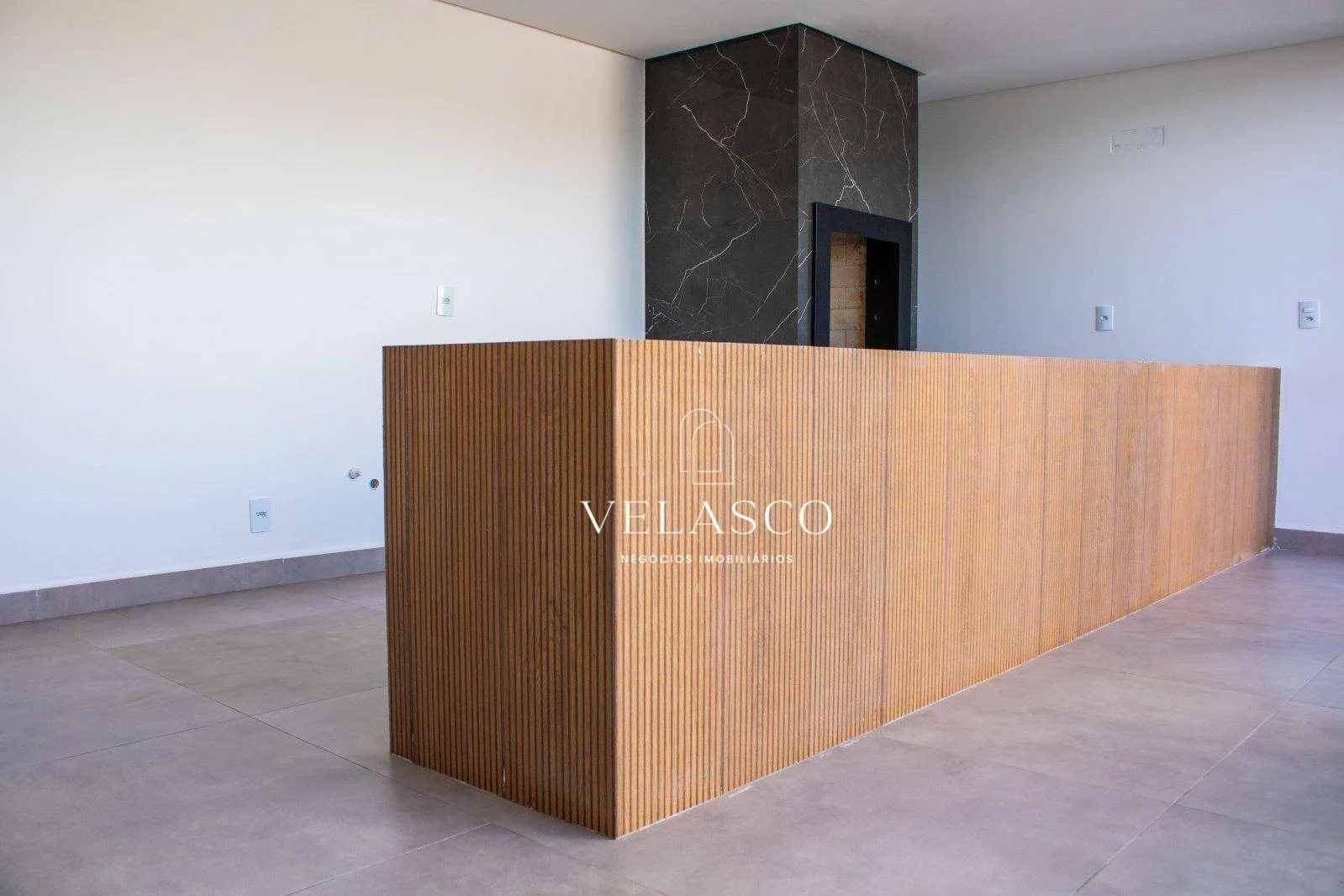 Sobrado com 3 dormitórios à venda, 188 m² por R$ 1.600.000 - Claudete - Cascavel/PR