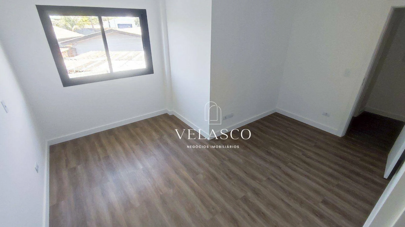 Sobrado com 3 dormitórios à venda, 166 m² por R$ 2.060.000 - Claudete - Cascavel/PR