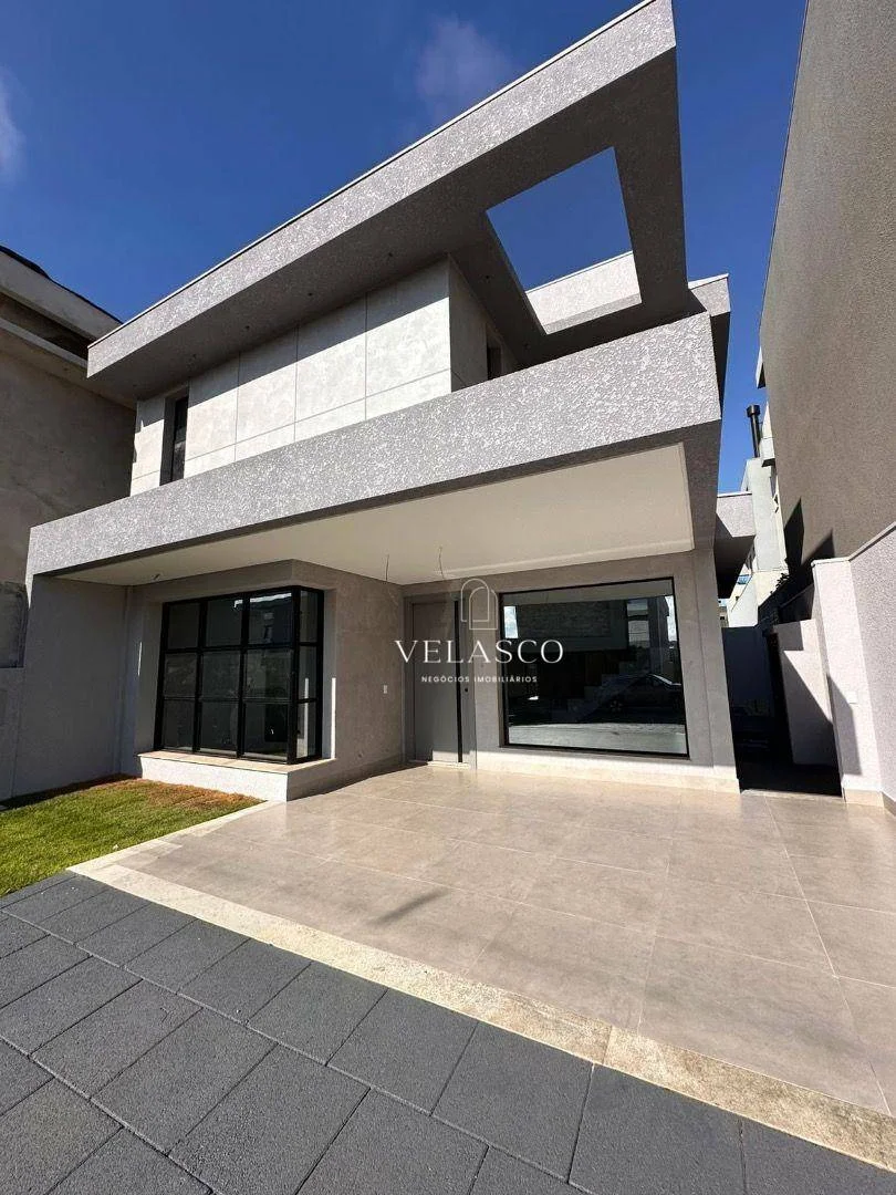 Sobrado com 3 dormitórios à venda, 181 m² por R$ 1.690.000 - Claudete - Cascavel/PR