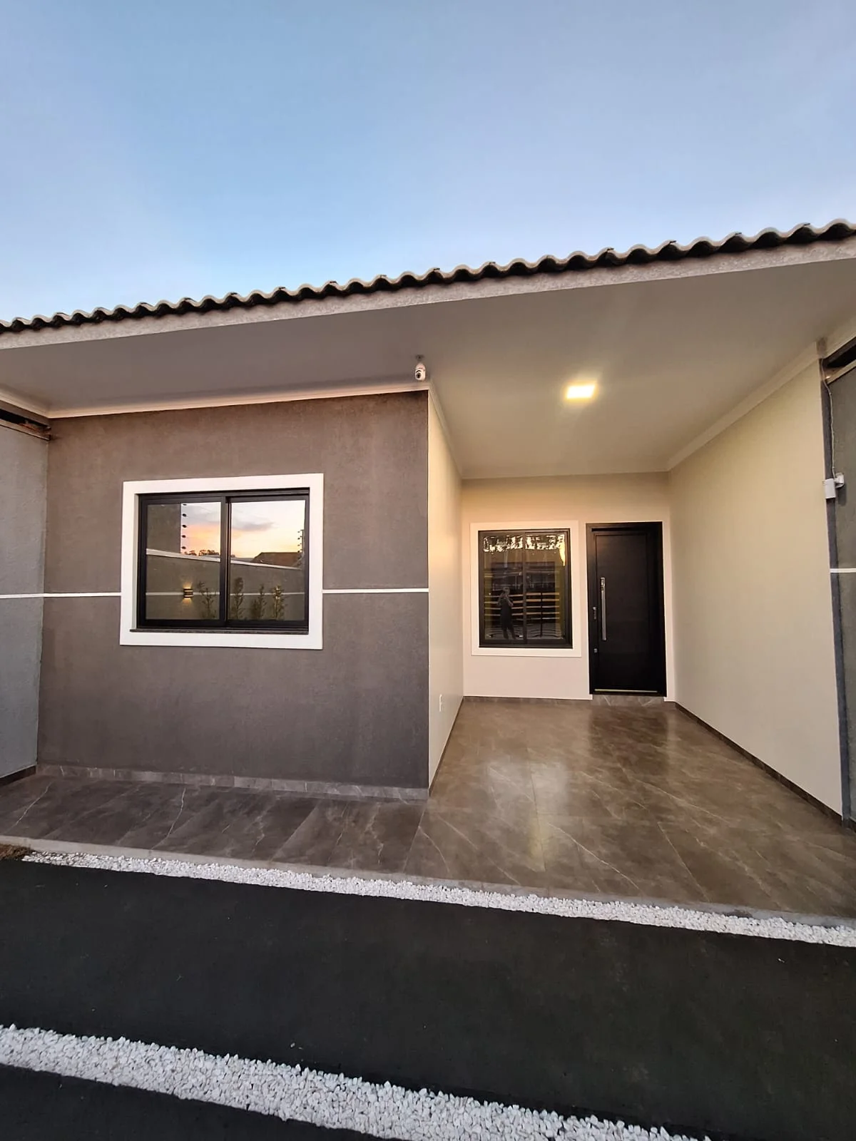 Casa de 1 Suíte + 2 Dormitórios  Bairro Floresta