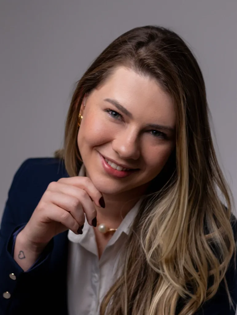 Hellen Caroline